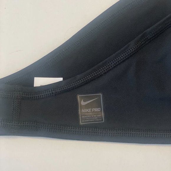 COPY - Nike PRO DRI-FIT Skull WRAP 4.0 - Picture 3 of 3